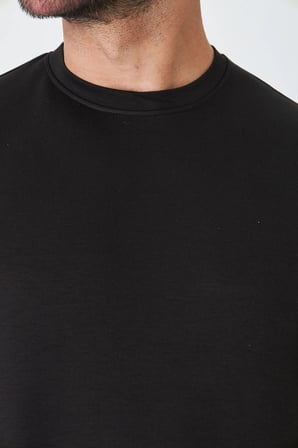 Siyah Bisiklet Yaka Basic T-shirt