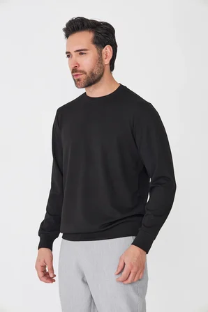 Siyah Sıfır Yaka Uzun Kollu Basic Sweatshirt