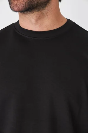 Siyah Sıfır Yaka Uzun Kollu Basic Sweatshirt