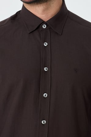 Kahverengi %100 Pamuk Dynamic Fit Uzun Kollu Gömlek