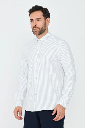 Beyaz Çizgili Dynamic Fit Erkek Uzun Kollu Gömlek