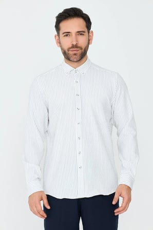 Beyaz Çizgili Dynamic Fit Erkek Uzun Kollu Gömlek