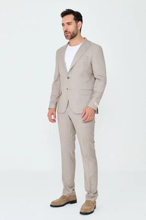 Bej Çizgili Sivri Yaka 6 Drop Regular Fit Günlük Takım Elbise