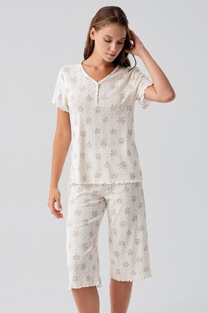 Kısa Kollu Düğmeli Çiçek Desenli Ajurlu %100 Pamuk Kapri Pijama Takım 19204