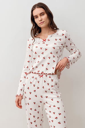 Uzun Kollu Kiraz Desenli %100 Pamuk Pijama Takım 20206