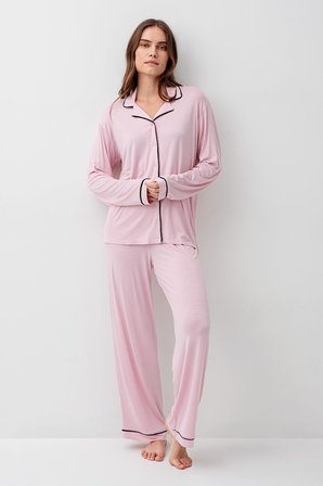 Uzun Kollu Düğmeli Esnek Likralı Viskoz Soft Pijama Takım 18207