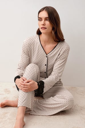 Puantiyeli Düğmeli Dantelli Likralı Viskoz Pijama Takım 20207