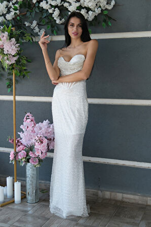 Beyaz Pul Taş İşlemeli Straplez Balık Abiye 9705304.15