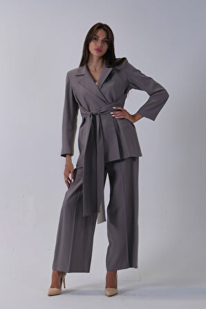 Gri Ceket Kuşak Bağlama Detaylı Pantolonlu Takım 0106327.06