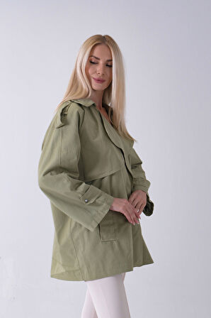 Yeşil Yandan Cepli Omuz Apolet Detaylı Trenç 422234.07