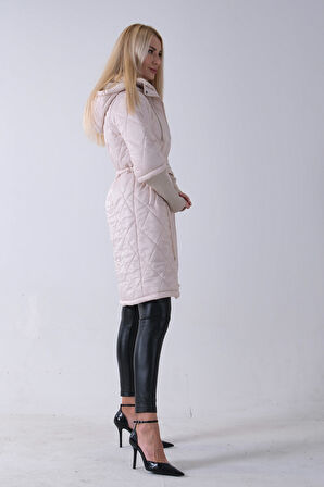 Taş Bileği Lastikli Kapüşonlu Baklava Desenli Şişme Mont 44520207.50