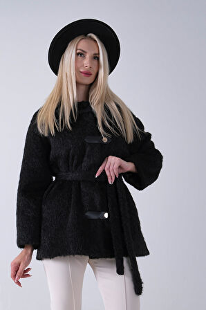 Siyah Gömlek Yakalı 4 Düğme Deri Bukle Detaylı Kaşe Yün Ceket 5307122.01