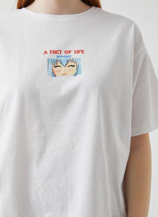 Koton 2YAL18991IK Yuvarlak Yaka Kısa Kollu  Normal Kalıp  Koyu Beyaz Kadın T-Shirt