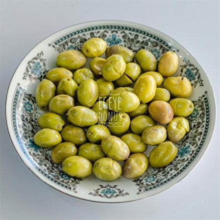 Ev Yapımı Geleneksel Nardane Mini Boy Yeşil Kırma Zeytin - 1 Kg. (Naturel Salamura Tuz ve Su İçerir)