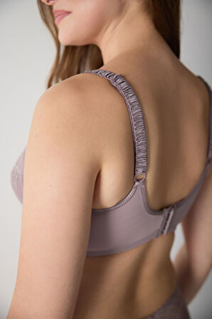 Dantelli Tüllü Yarı Destekli Toparlayıcı Sütyen