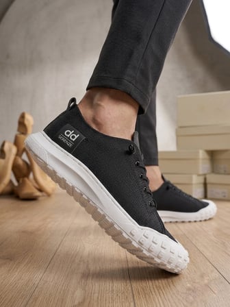 BA0248 BOA Siyah Beyaz Taban Esnek Bağcıklı Ultra Hafif Nefes Alan Sneaker Ayakkabı