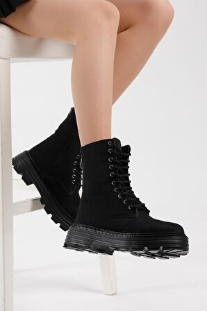 Tonny Black Kadın Siyah Süet Poli Taban Arkası Fermuar Detaylı Rahat Kalıp Bağcıklı Bot