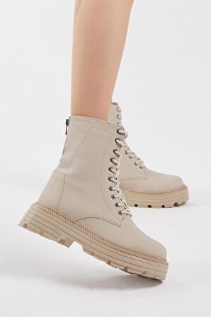 Tonny Black Kadın Krem Cilt Poli Taban Arkası Fermuar Detaylı Rahat Kalıp Bağcıklı Bot