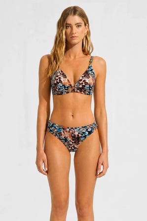 Mısırlı Kadın Soyut Floral Aksesuarlı Balenli Bikini Takım Çok Renkli