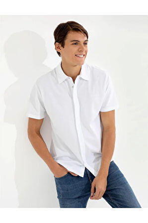 Beyaz Slim Fit Gömlek Yaka Tişört