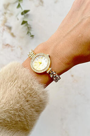 Dieana Gold Taşlı Kadın Kol Saati