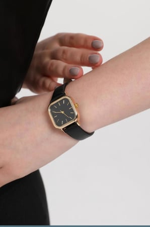 Perseph Gold Kasa Siyah Deri Kordon Kadın Kol Saati