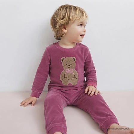 HelloBaby Kız Bebek Kadife Pijama Takımı Ayı Baskılı Bisiklet Yaka Uzun Kol Uzun Paça