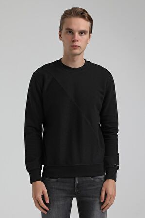 Bisiklet Yaka Siyah Regular Sweatshirt 22FWM60125
