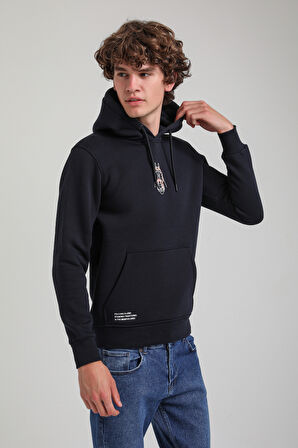 Kapüşonlu Lacivert Slim Fit Hoodie 23FWM64046