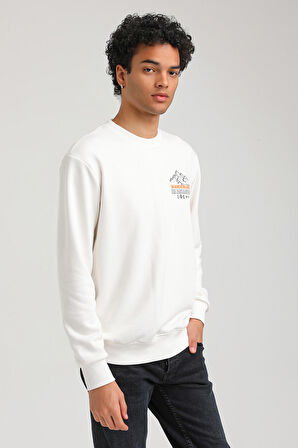 Bisiklet Yaka Ekru Slim Fit Sweatshirt 23FWM60148