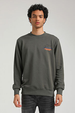 Bisiklet Yaka Haki Slim Fit Sweatshirt 23FWM60158