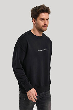 Bisiklet Yaka Siyah Slim Fit Sweatshirt 23FWM60168