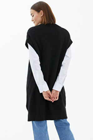 V Yaka Uzun Triko Süveter  - Siyah