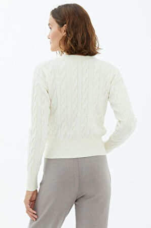 V Yaka Düğmeli Saç Örgülü Triko Hırka  - Kemik