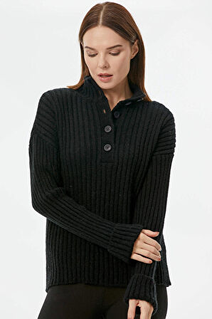 Yarım Balıkçı Yaka Düğmeli Kazak  - Siyah