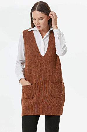 Derin V Yaka Cepli Uzun Triko Süveter  - Taba