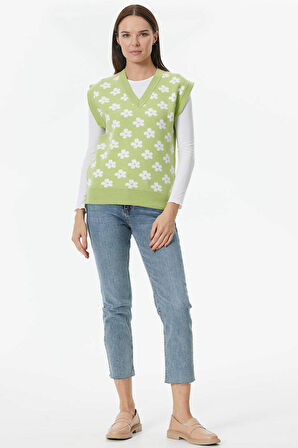 V Yaka Çiçek Motifli Triko Süveter  - Yeşil