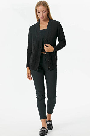 Düğmeli Saç Örgülü Triko Hırka  - Siyah