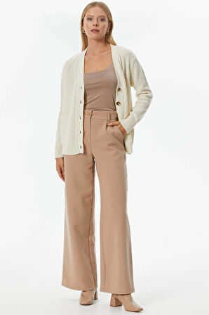 Düğmeli Saç Örgülü Triko Hırka  - Kemik