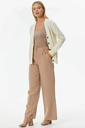 Düğmeli Saç Örgülü Triko Hırka  - Kemik