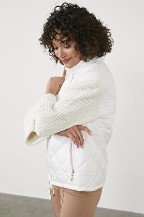 Triko Kombinli Kapitone Dik Yaka Mont - Kemik