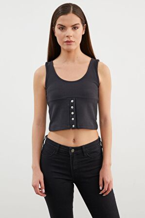 Askılı Düğme Detaylı Ribana Crop Tişört - Siyah