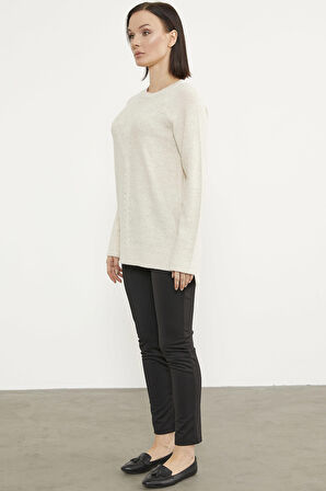 Arkası Uzun Önü Örgü Detaylı Triko Kazak - Açık Bej