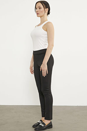 Beli Lastikli Parça Detaylı Tayt - Siyah