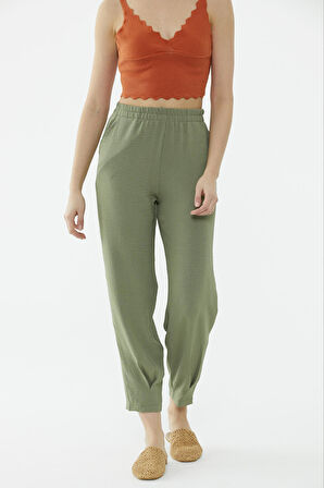 Paça Büzgü Detaylı Krep Pantolon - Yeşil