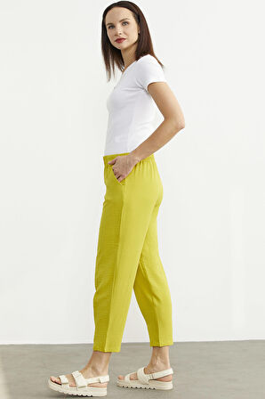 Paça Büzgü Detaylı Krep Pantolon - Fıstık Yeşili