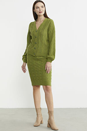 Saç Örgüsü Motifli Etekli Yünlü Triko Takım - Yeşil