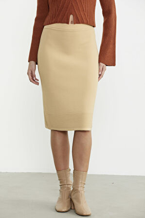 Beli Lastikli Diz Boy Triko Etek - Bej