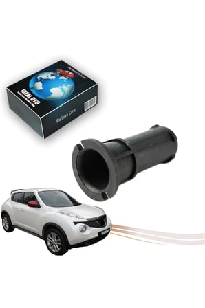 Nissan Juke Ayna Kovanı