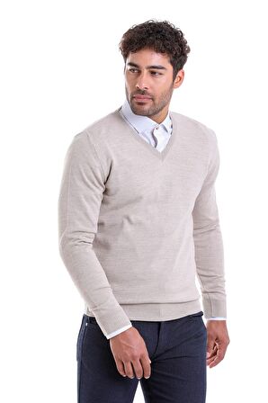 Erkek Bej Regular Fit Yünlü Düz V  Yaka Triko Kazak | M